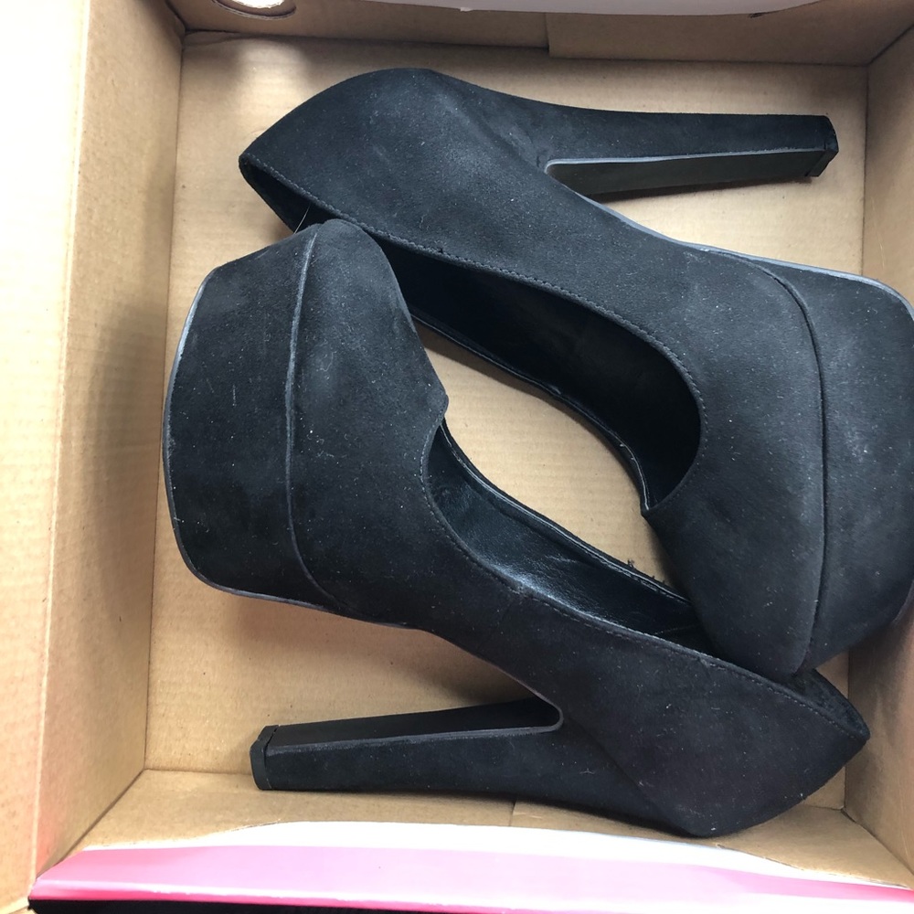 Black Suede High Heels Size 8